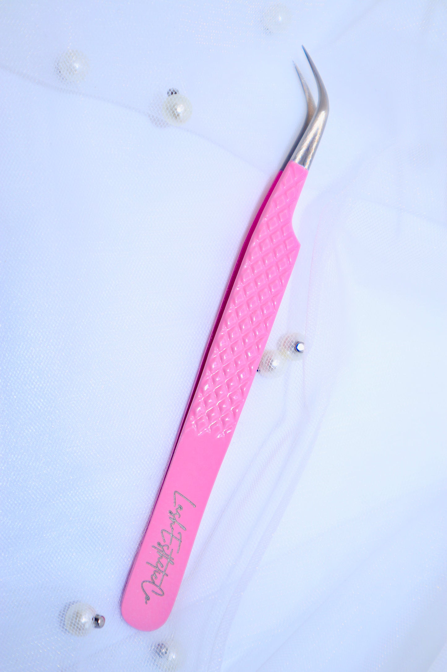 Curved Volume Tweezer